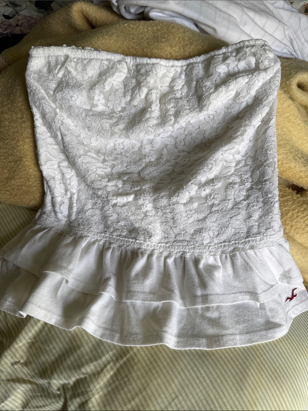 Hollister White Lace Strapless Ruffle Peplum Top